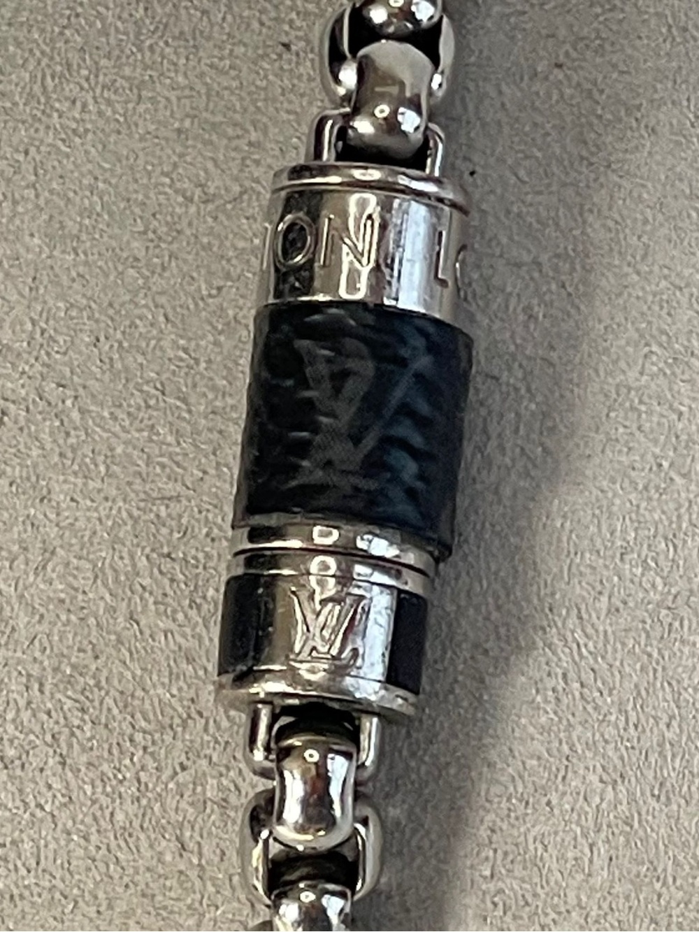 Louis Vuitton Silver Chain Bracelet with Black Leather Detail - Picture 7 of 7